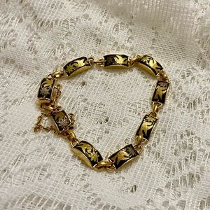 Vintage, Gold -Birds Engraved Link Bracelet with Chain Lock 7.5in x 1/4in